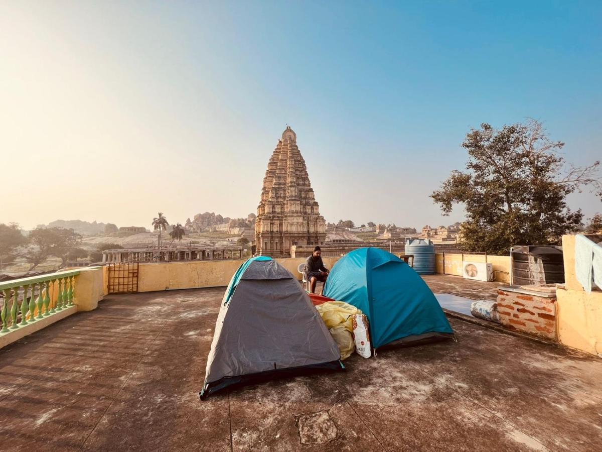 Temple View Guest House Hampi Esterno foto